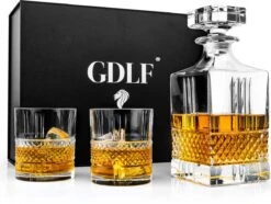 GDLF® Whiskey Set Superior Met Kristal Decanteer Karaf - Incl. 2 Kristallen Whiskey Glazen, Whiskey Karaf En Luxe Geschenkdoos - Hoogwaardig Kristal - Made In Europe - Whisky Karaf & 2 Whisky Glazen - Cadeau Voor Man & Vrouw 14 GDLF® Whiskey Set Superior Met Kristal Decanteer Karaf - Incl. 2 Kristallen Whiskey Glazen, Whiskey Karaf En Luxe Geschenkdoos - Hoogwaardig Kristal - Made In Europe - Whisky Karaf & 2 Whisky Glazen - Cadeau Voor Man & Vrouw -Skimask 1200x906 20