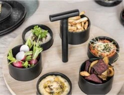 Gusta Lazy Susan Met Bakjes - Serveerplateau - Draaiplateau -Skimask 1200x918 9