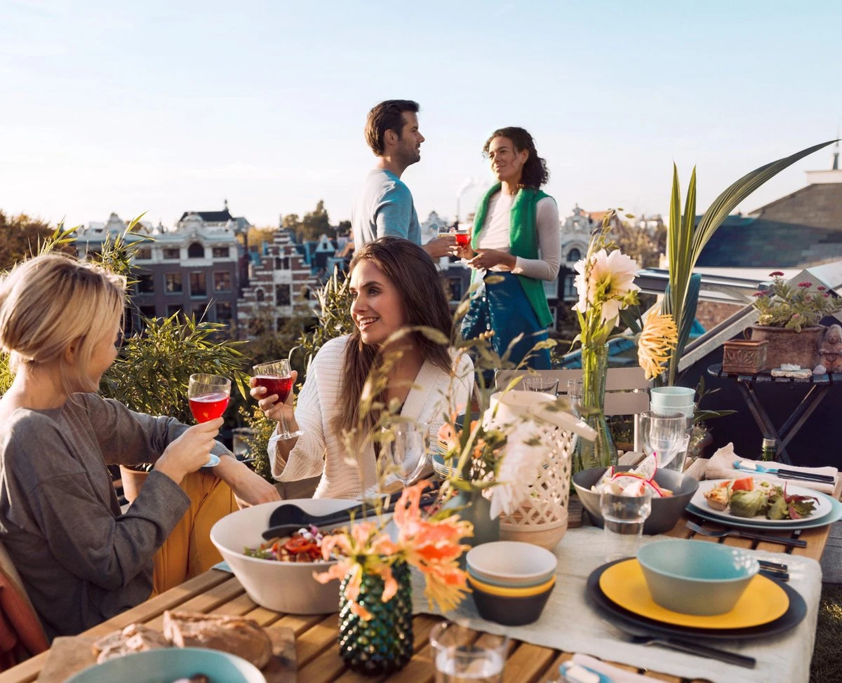 Mepal - Serviesset Bloom 8-delig – Geschikt Als Stijlvol Buitenservies - Pebble Assorti – Ideaal Voor Buiten En Binnen – Licht In Gewicht 4 Mepal - Serviesset Bloom 8-delig – Geschikt Als Stijlvol Buitenservies - Pebble Assorti – Ideaal Voor Buiten En Binnen – Licht In Gewicht - Afbeelding 2