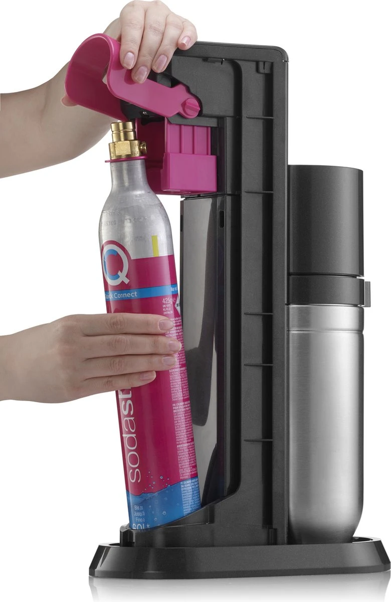 SodaStream DUO - Zwart - Incl. Quick Connect Koolzuurcilinder - Met 1 Glazen En 1 Herbruikbare Plastic Fles 4 SodaStream DUO - Zwart - Incl. Quick Connect Koolzuurcilinder - Met 1 Glazen En 1 Herbruikbare Plastic Fles - Afbeelding 2
