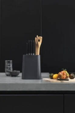 Brabantia Profile Universeel Messenblok - Met Keukengerei Houder - Dark Grey 14 Brabantia Profile Universeel Messenblok - Met Keukengerei Houder - Dark Grey -Skimask 799x1200 1