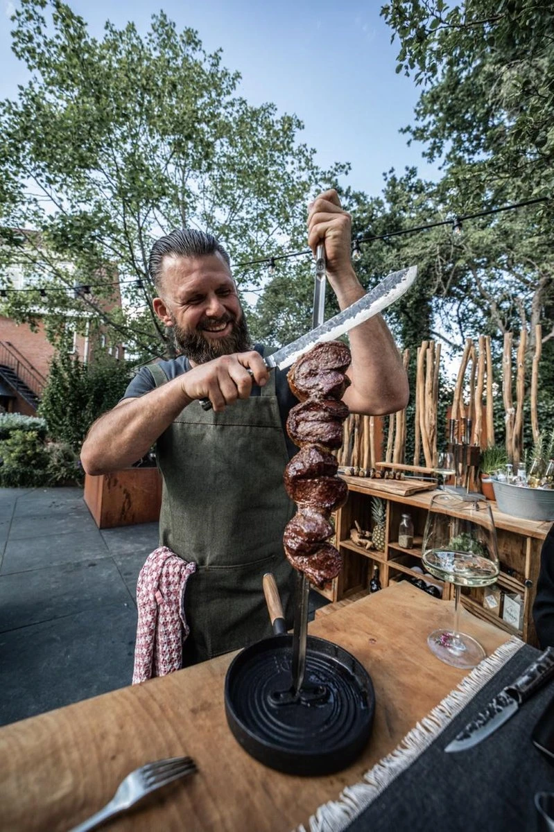 Forged Olive Slagersmes 25.5cm - Olijfhout - In Houten Giftbox 11 Forged Olive Slagersmes 25.5cm - Olijfhout - In Houten Giftbox - Afbeelding 9