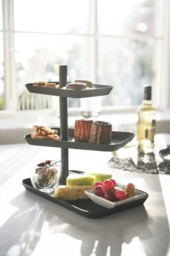 Yamazaki Serveer Plateau Etagere Tower - Zwart - 3 Niveaus -Skimask 800x1200 193