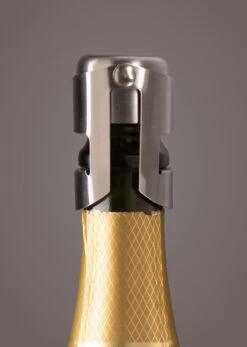 Vacu Vin Champagne Stopper - Zilver -Skimask 853x1200 4