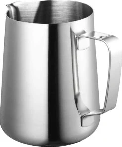 Melkopschuimkan - RVS - Melkkannetje - Barista - Melkkan - 600ML 12 Melkopschuimkan - RVS - Melkkannetje - Barista - Melkkan - 600ML -Skimask 994x1200 6